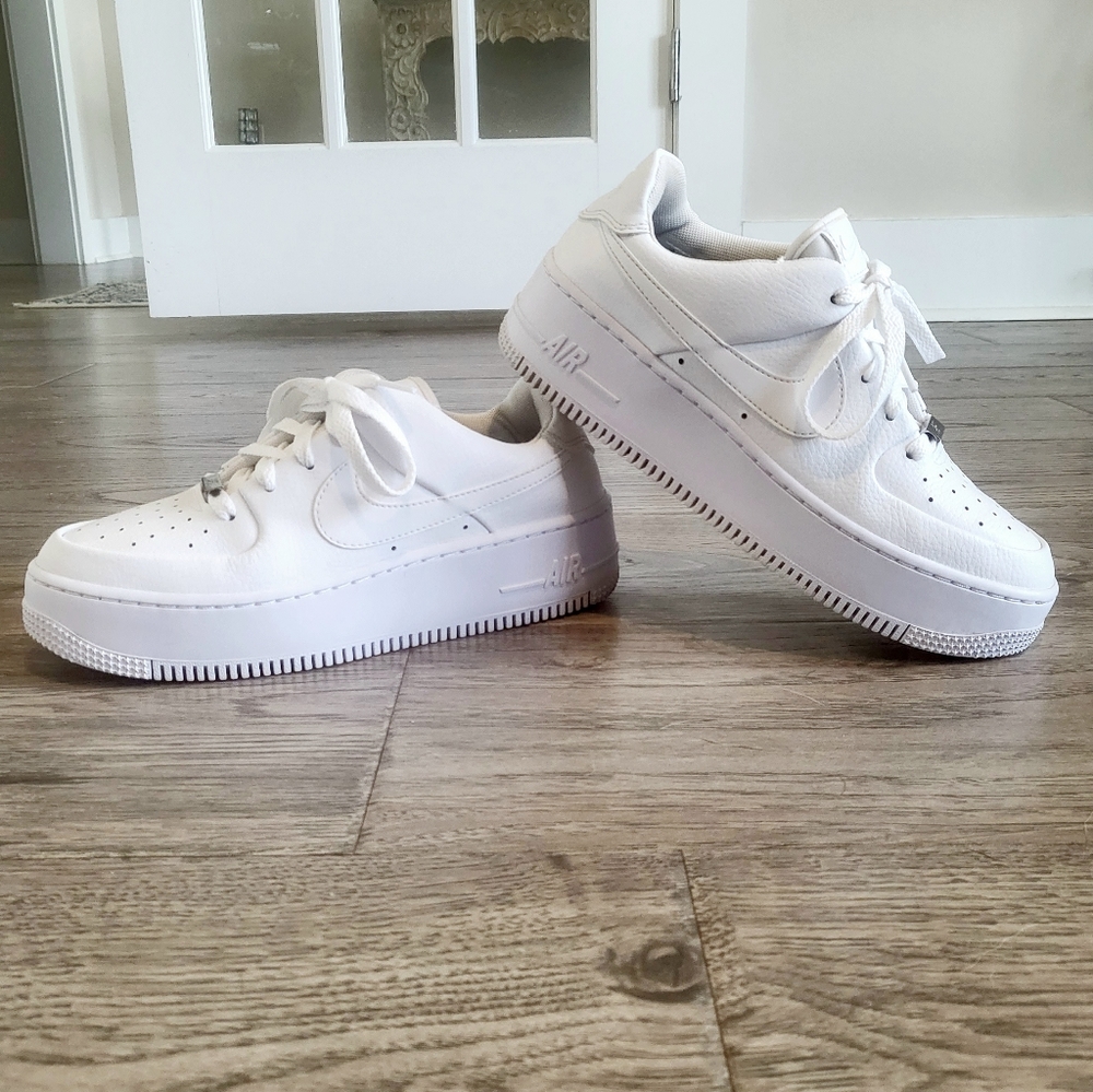 Nike Air Force 1  Platform Women's Sneakers Size 8 Triple White Leather